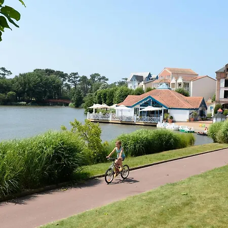 Port Bourgenay - Maeva - 6 Personnes 2 Avec Balcon Vue Golf - Selection - Super Mae-1803 Apartmán *